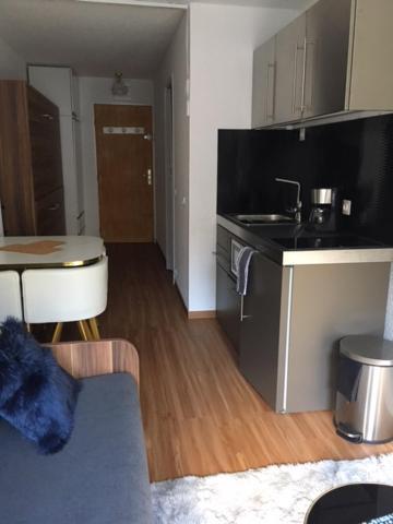Studio Cabine Chalet Club III Entierement Renove 티뉴 외부 사진